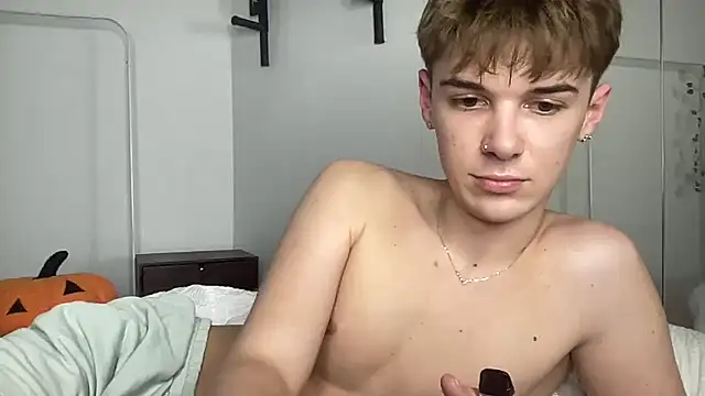 Milk_Guy live sex cam