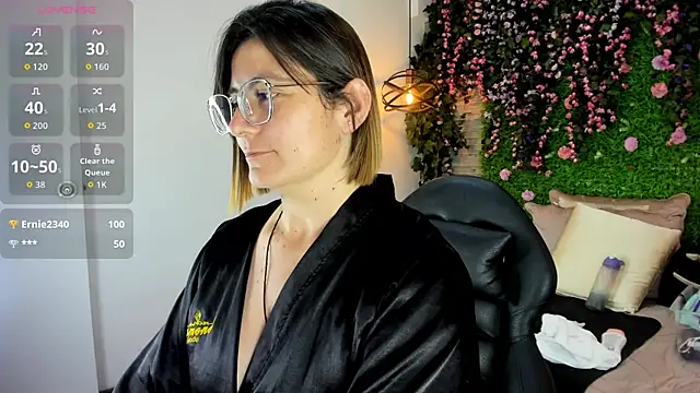 SarahDeyvis's cam snapshot