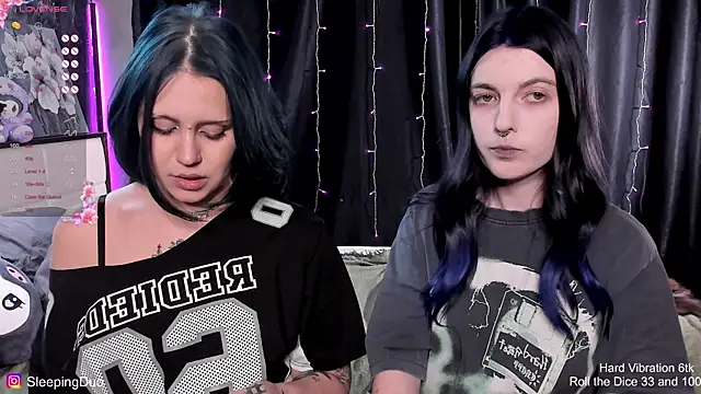 SleepingDuo live sex cam
