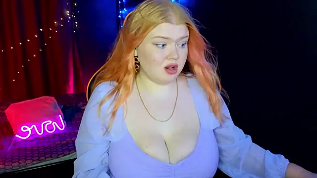 Adele_Moor_'s cam snapshot