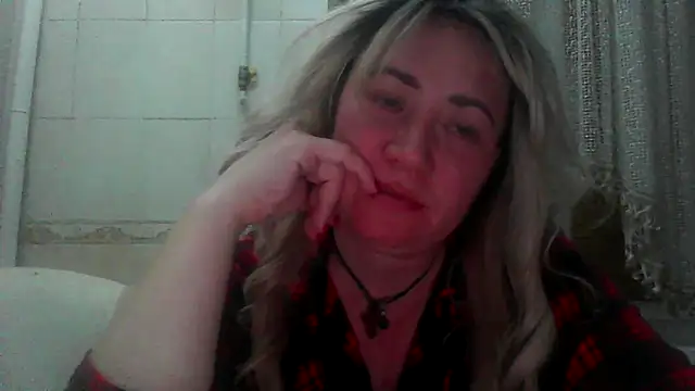 ClaireShannon's cam snapshot