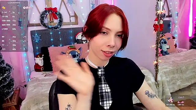 laura_olssen's cam snapshot