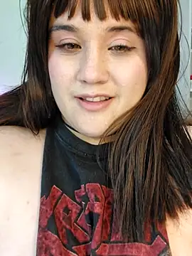 ItsNaiixa live sex cam