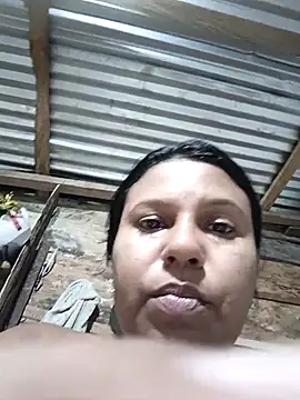 hotblack-2's cam snapshot