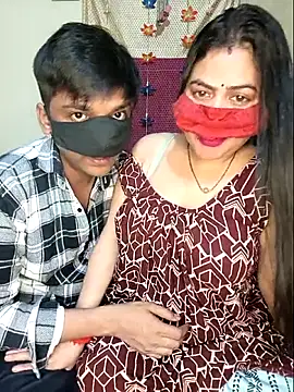 hot_couplea's cam snapshot