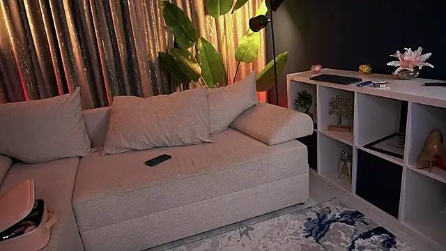 angelinaRae's cam snapshot