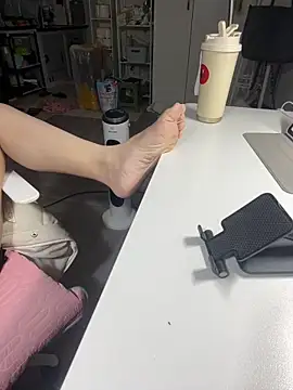 Mina048's cam snapshot