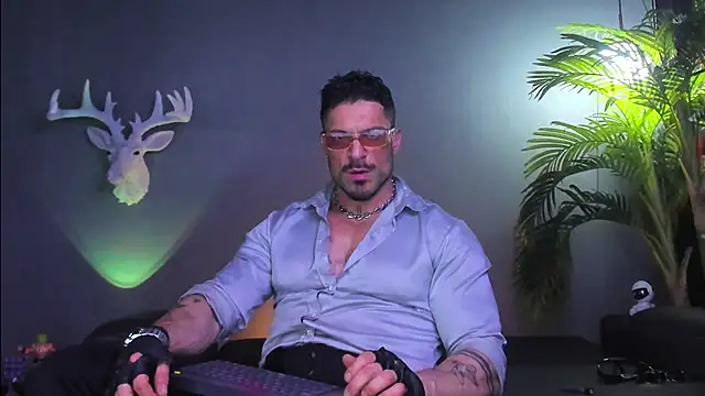 dennis_cox1's cam snapshot