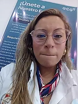 Katalina_S3xy's cam snapshot