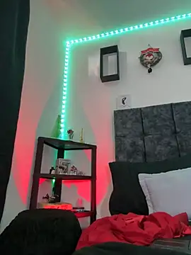 nolan_twink1 live sex cam