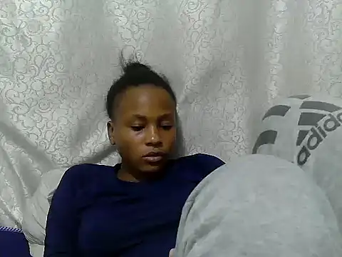 Creamybabee's cam snapshot