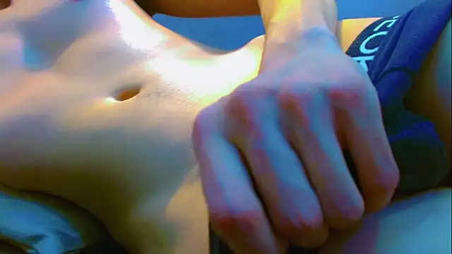 Sr_BonnyEthan's cam snapshot