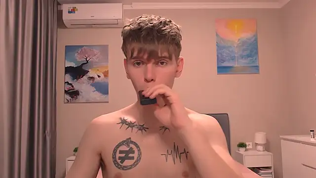 Fredd_Xanders live sex cam