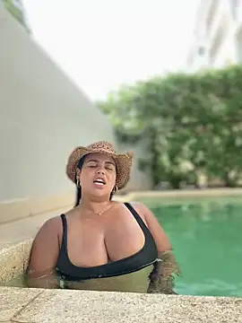 AliceStarshine live sex cam