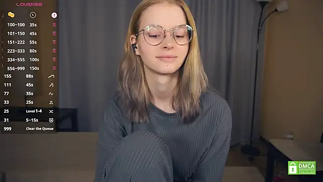 ToyaPletz's cam snapshot