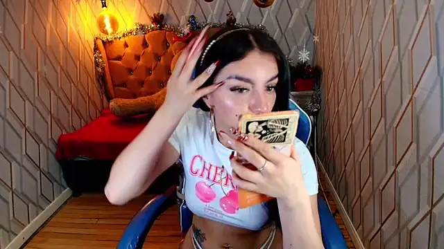 Angelchristix's cam snapshot