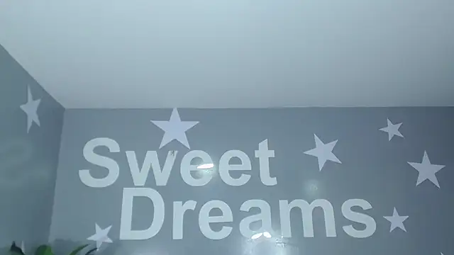 emma_wockll_t's cam snapshot