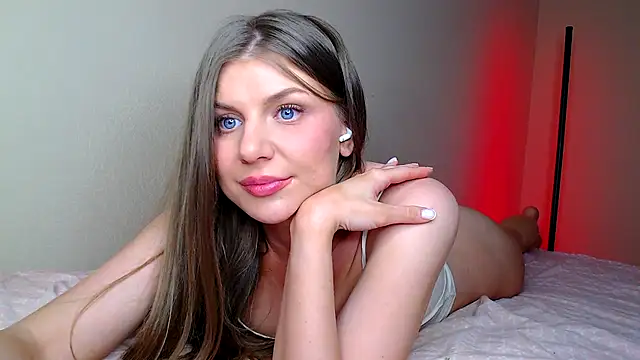 Just_alice's cam snapshot