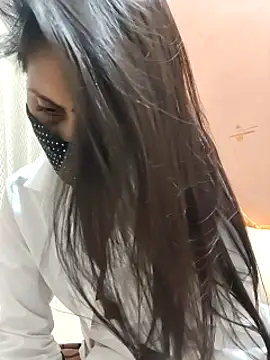 Shalu_G's cam snapshot