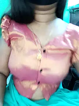 Idhika-Paul's cam snapshot