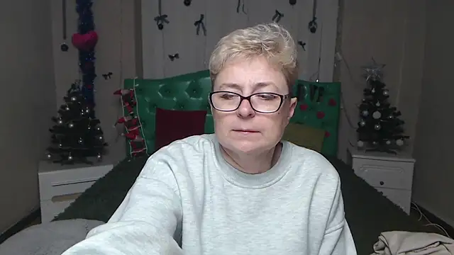 EmiliaGree's cam snapshot