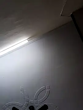 Komal-verma1's cam snapshot