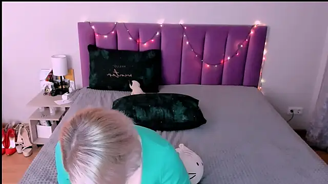 sabrinamacmarren's cam snapshot