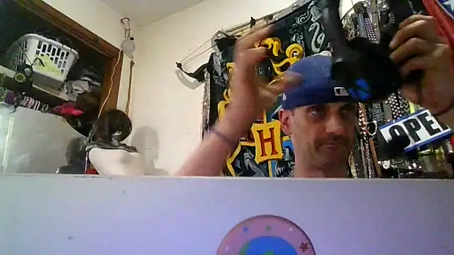 slinginbigD's cam snapshot