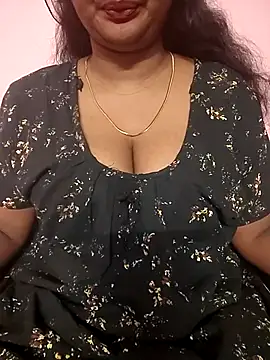 Keerthee_'s cam snapshot