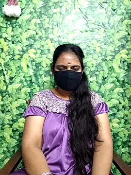 Queen-Neha's cam snapshot