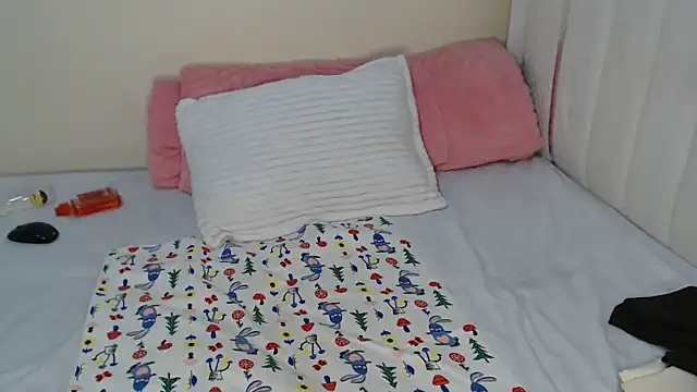 sweet_essin's cam snapshot