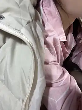 Mina048's cam snapshot