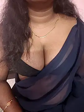 Keerthee_'s cam snapshot