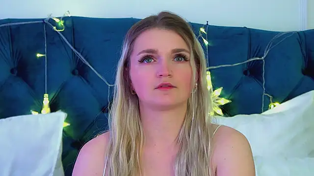 AnnyRaii's cam snapshot