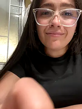 Alyha_Cortes live sex cam