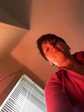 CUMFOREVERY1nTitTiES2's cam snapshot