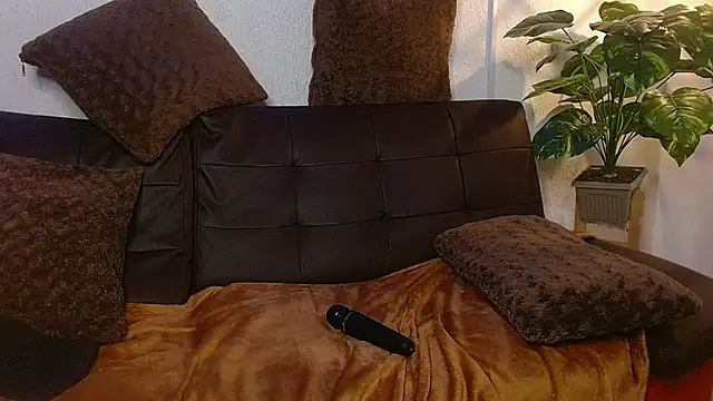 nikkystorm1_'s cam snapshot