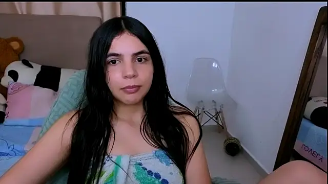 _elenna's cam snapshot