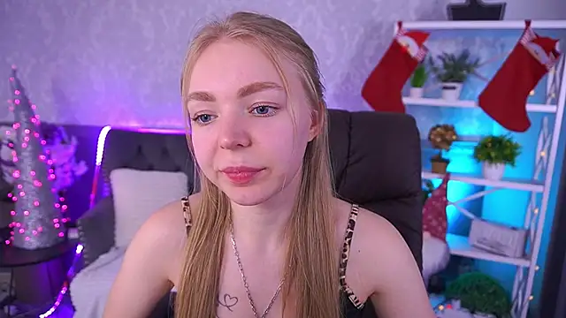 EmilySunshineS's cam snapshot