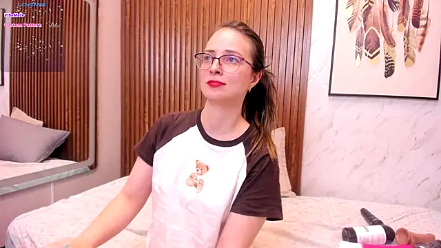 AmbeerWood_'s cam snapshot