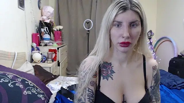 BLACKPeonyy's cam snapshot