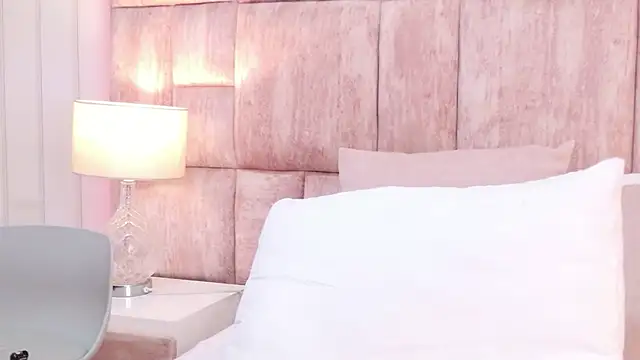 ScarlettFoox's cam snapshot