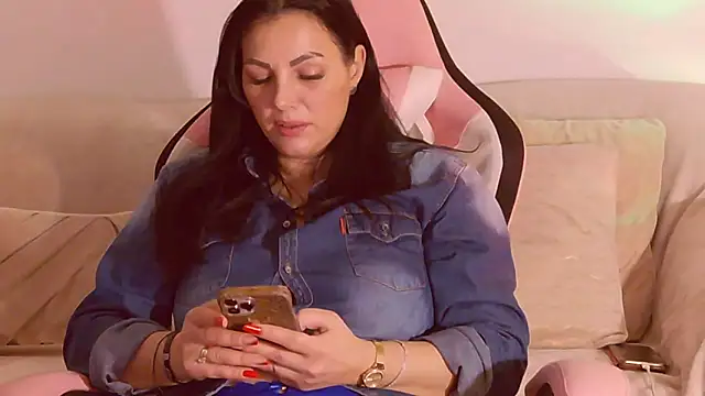 ReiyaRey's cam snapshot