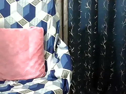 Riva_arora01's cam snapshot