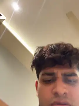 Vihaaanfucks live sex cam