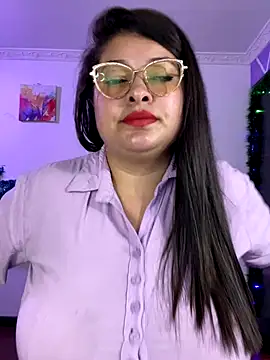 MiiaaJoness live sex cam