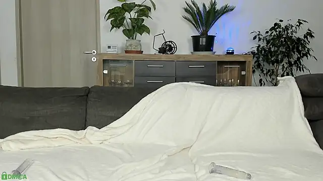 ShantallMilf's cam snapshot