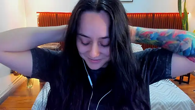 KatherineBond's cam snapshot