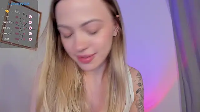 damn_cutie's cam snapshot