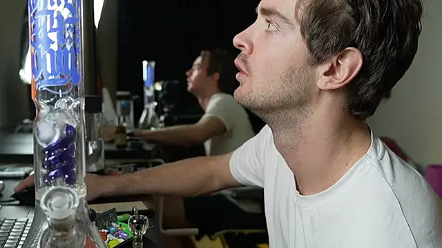 lucky_swimmer's cam snapshot